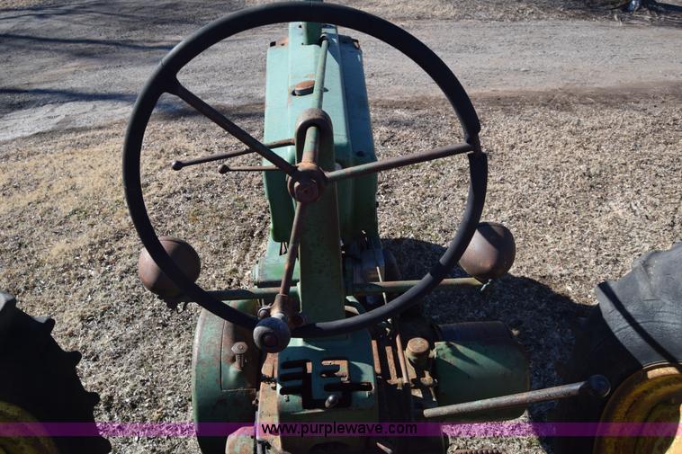 image for item L1053 John Deere B tractor