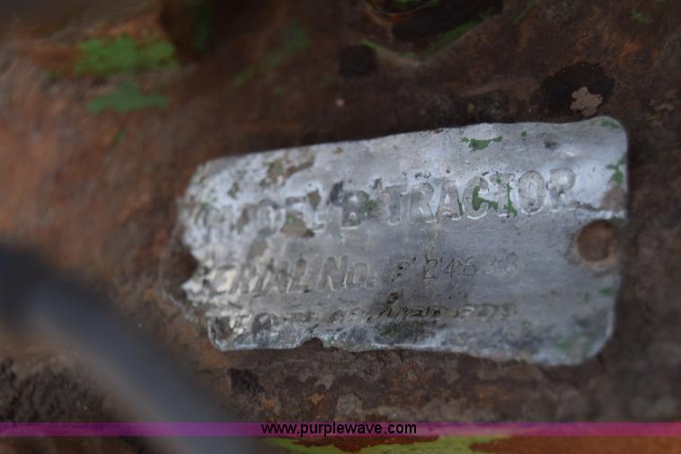 image for item L1053 John Deere B tractor