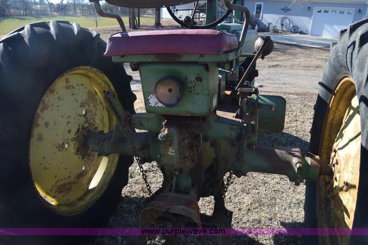 image for item L1053 John Deere B tractor