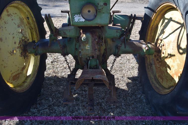 image for item L1053 John Deere B tractor