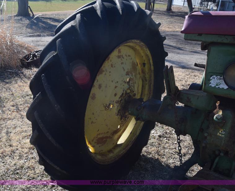 image for item L1053 John Deere B tractor