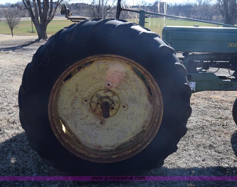 image for item L1053 John Deere B tractor