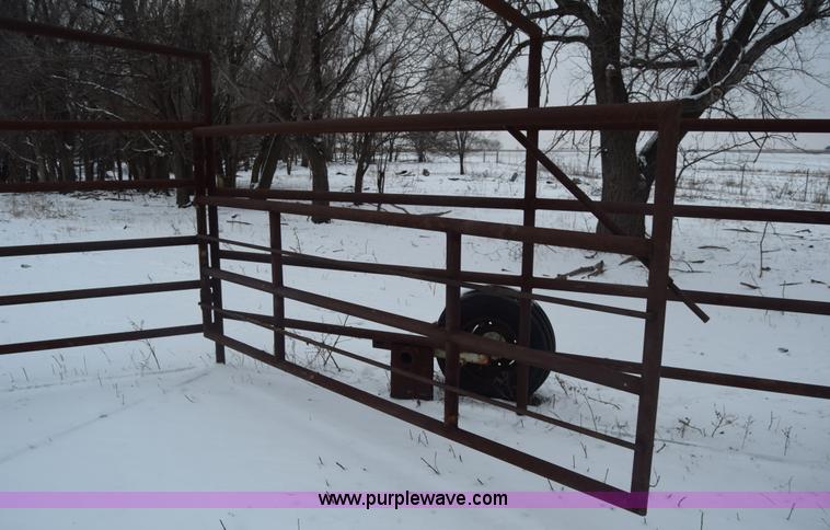 image for item L1084 Livestock catch pen