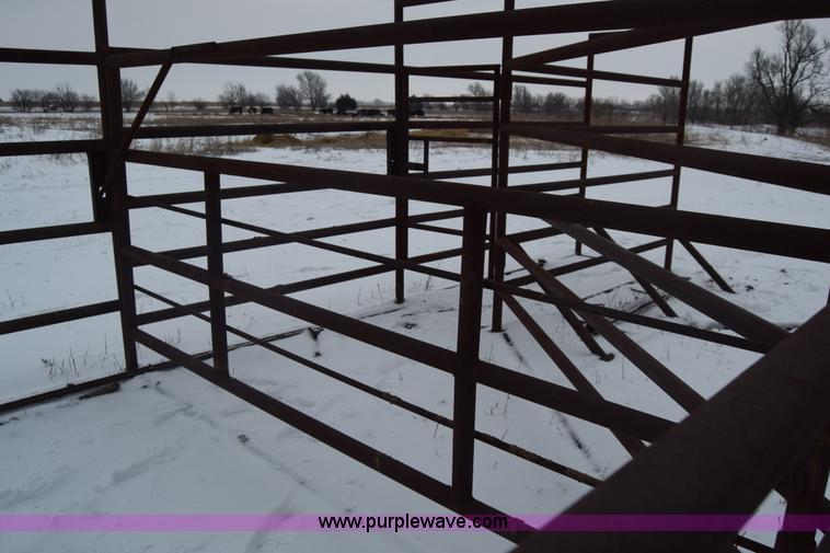 image for item L1084 Livestock catch pen