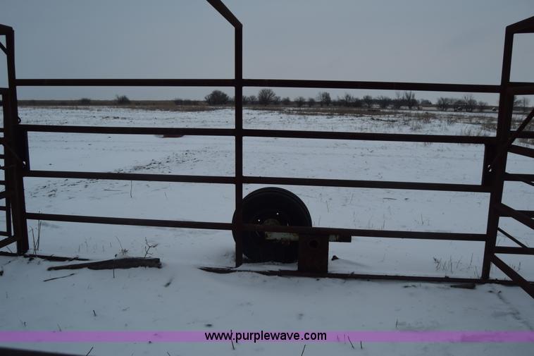 image for item L1084 Livestock catch pen