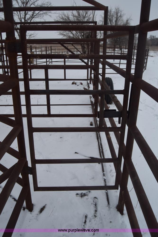 image for item L1084 Livestock catch pen