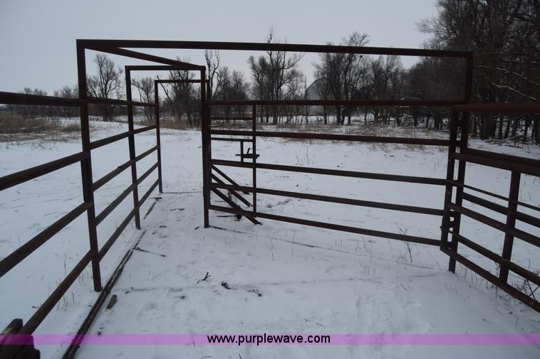 image for item L1084 Livestock catch pen