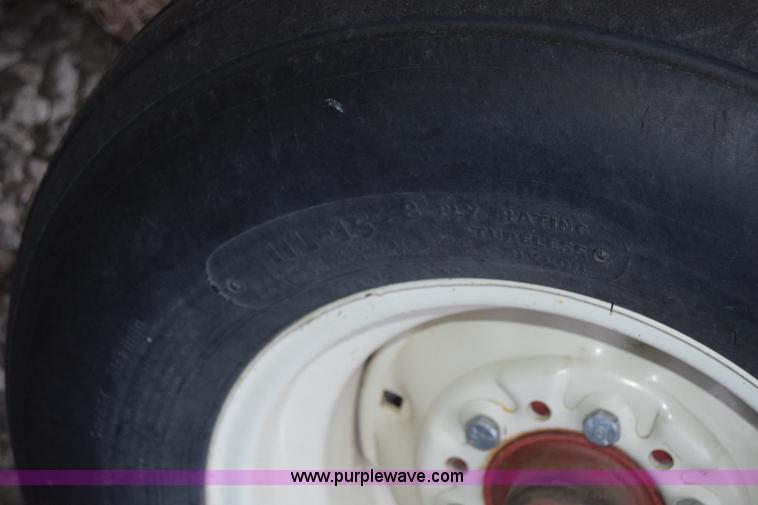 image for item L1085 Gravity wagon