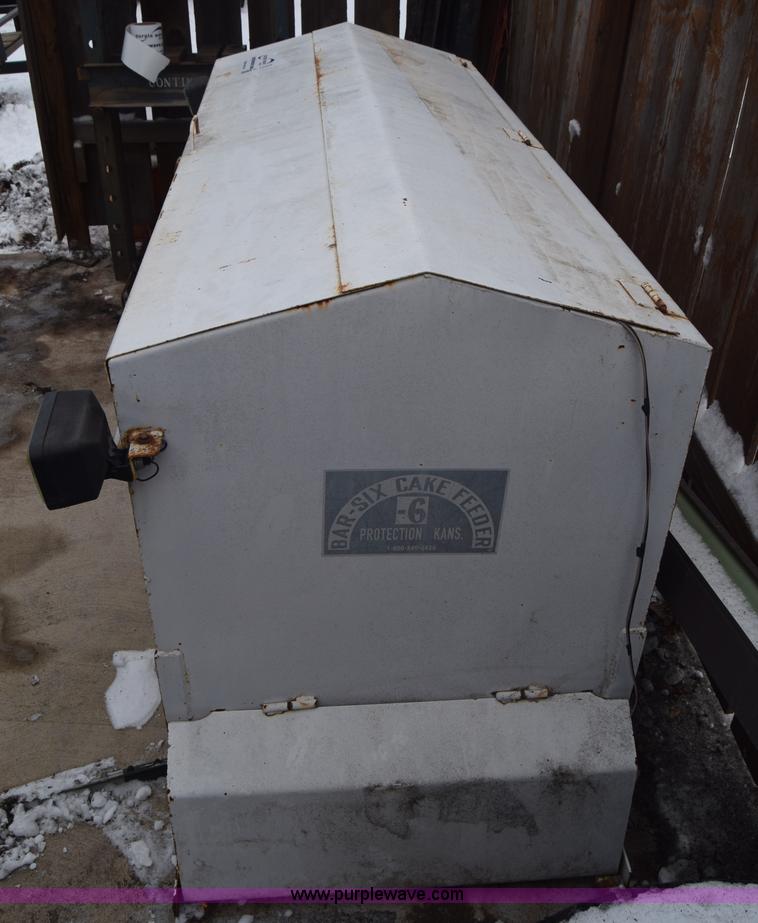 image for item L1096 Bar-Six cake feeder