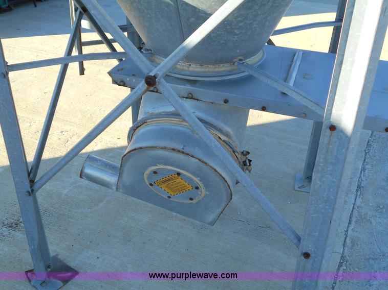 image for item L1126 Schuld grain bin