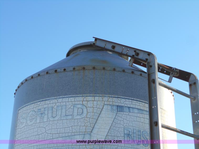 image for item L1126 Schuld grain bin