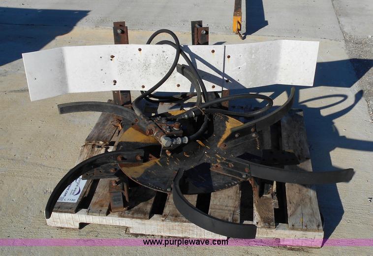 image for item L1130 Straw spreader