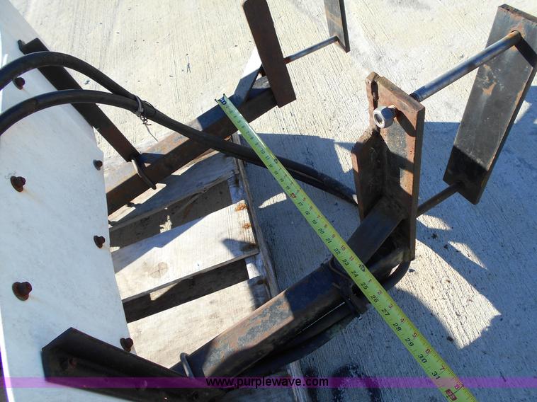 image for item L1130 Straw spreader