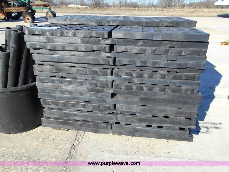 image for item L1131 Greenhouse benching