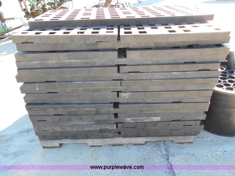 image for item L1131 Greenhouse benching