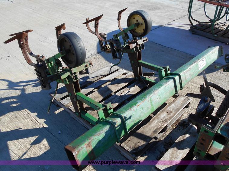 image for item L1132 John Deere chisel parts