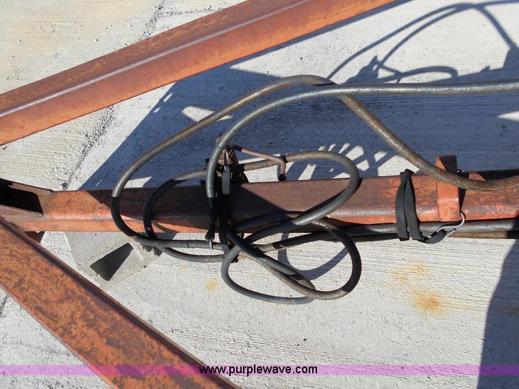 image for item L1137 Brady 1000 chisel