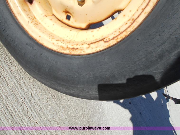 image for item L1137 Brady 1000 chisel