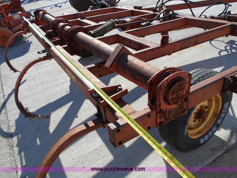 image for item L1137 Brady 1000 chisel