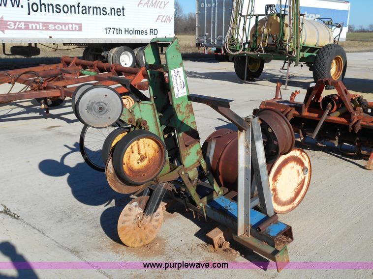 image for item L1139 One row planter