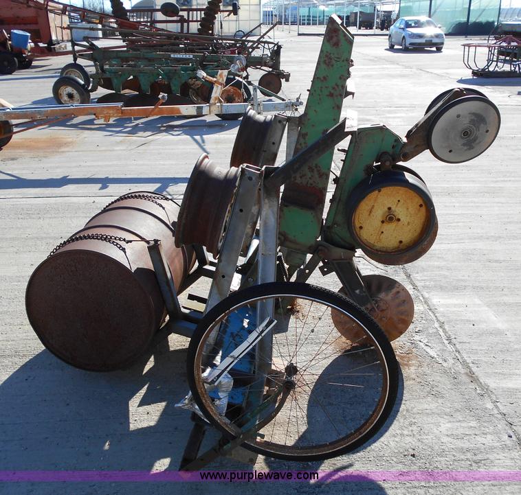 image for item L1139 One row planter