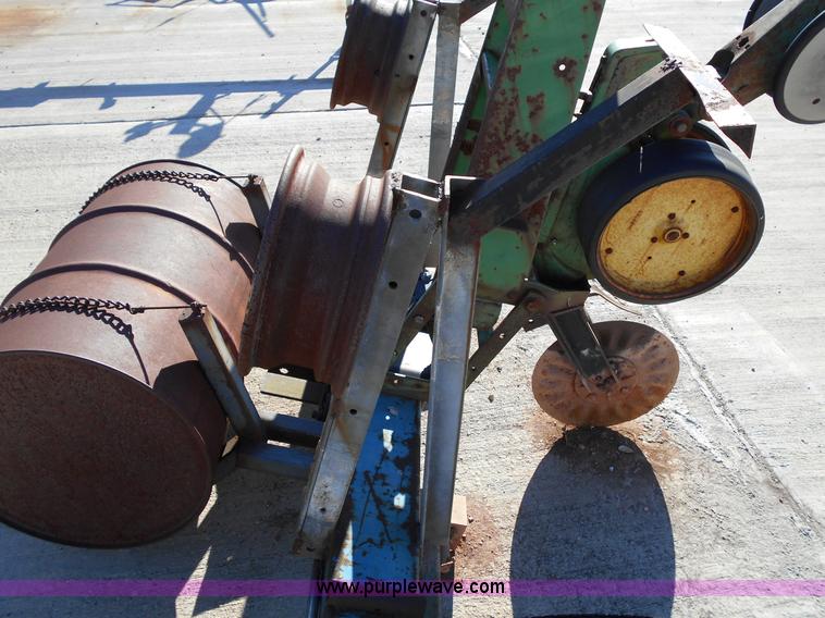 image for item L1139 One row planter