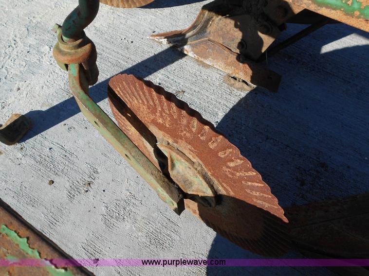 image for item L1142 Oliver 565 five bottom plow