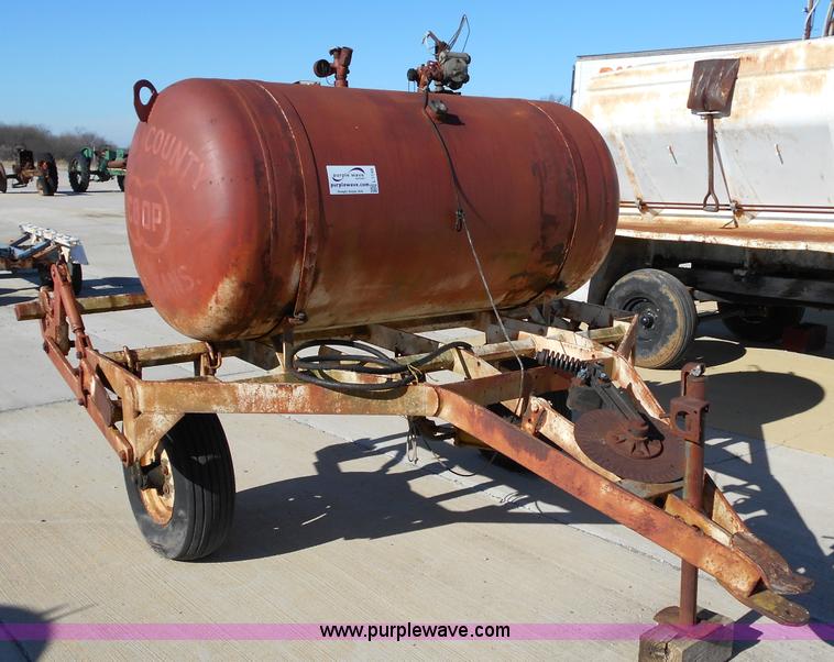 image for item L1149 Anhydrous ammonia applicator tank