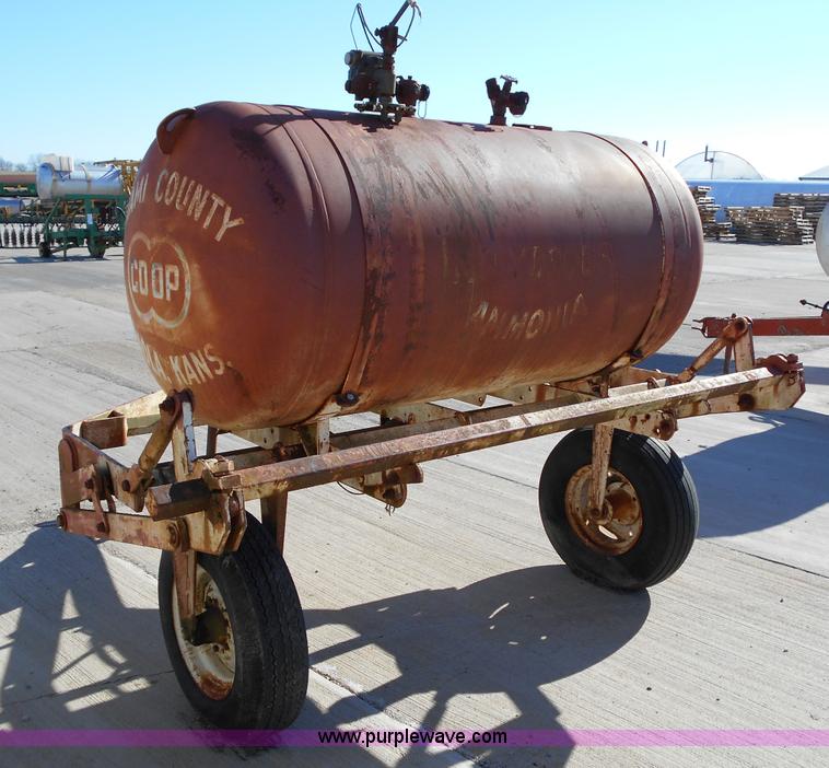 image for item L1149 Anhydrous ammonia applicator tank