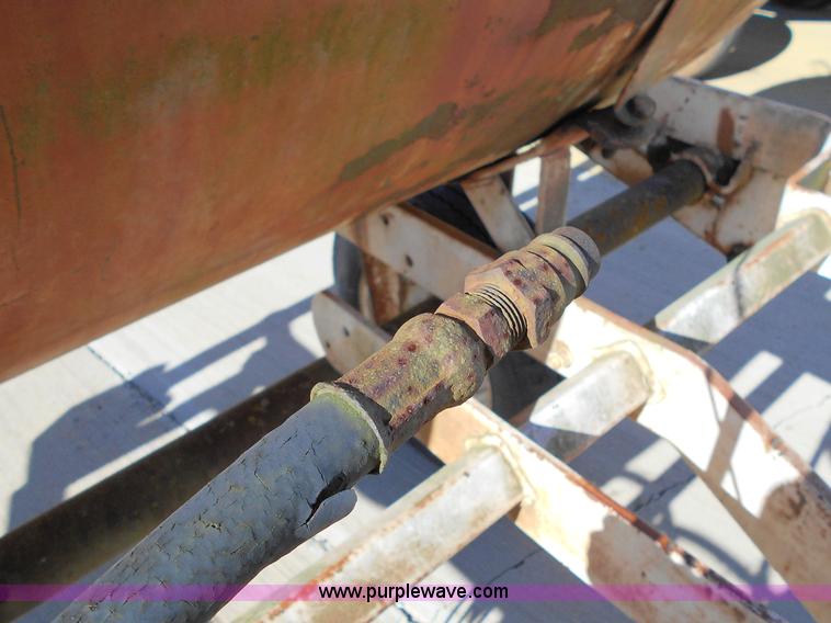 image for item L1149 Anhydrous ammonia applicator tank