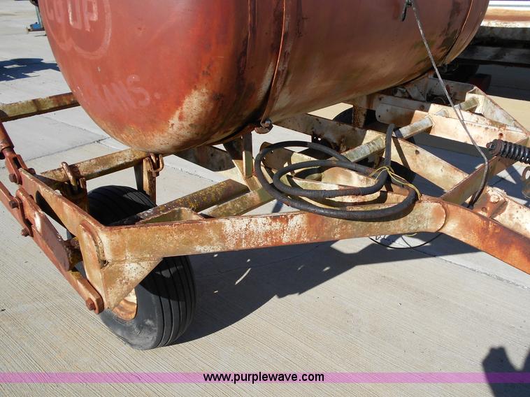 image for item L1149 Anhydrous ammonia applicator tank