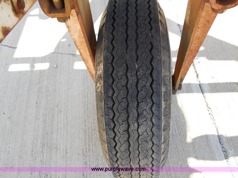 image for item L1149 Anhydrous ammonia applicator tank