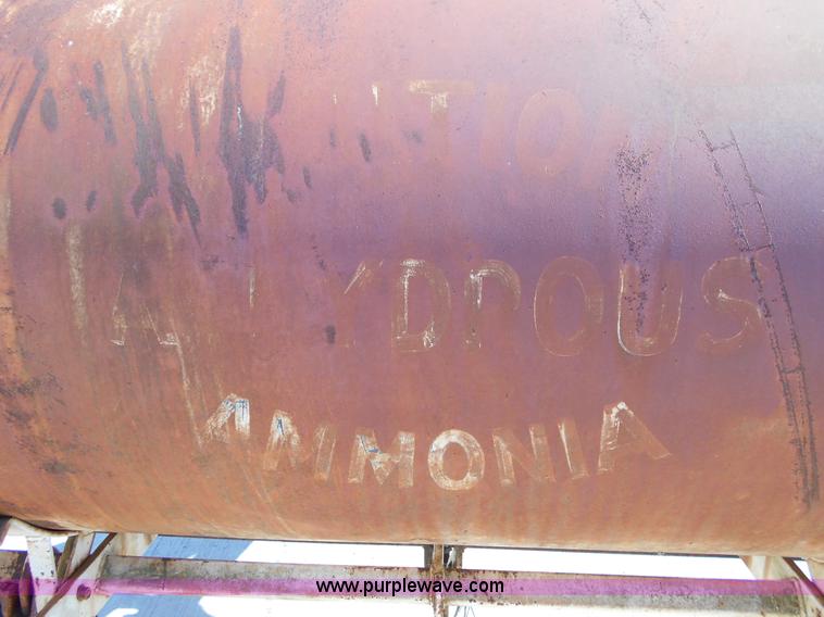 image for item L1149 Anhydrous ammonia applicator tank