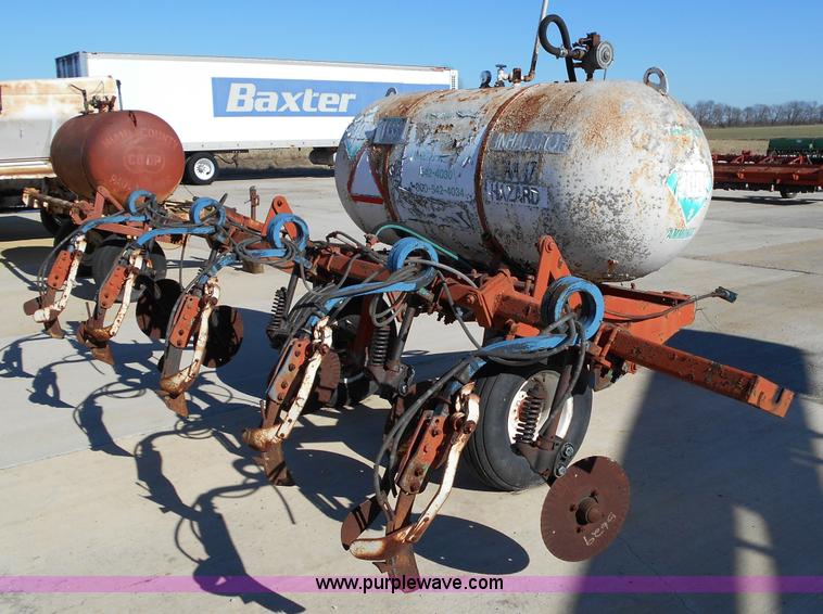 image for item L1150 Anhydrous ammonia applicator