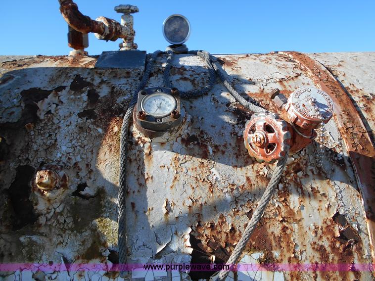 image for item L1150 Anhydrous ammonia applicator