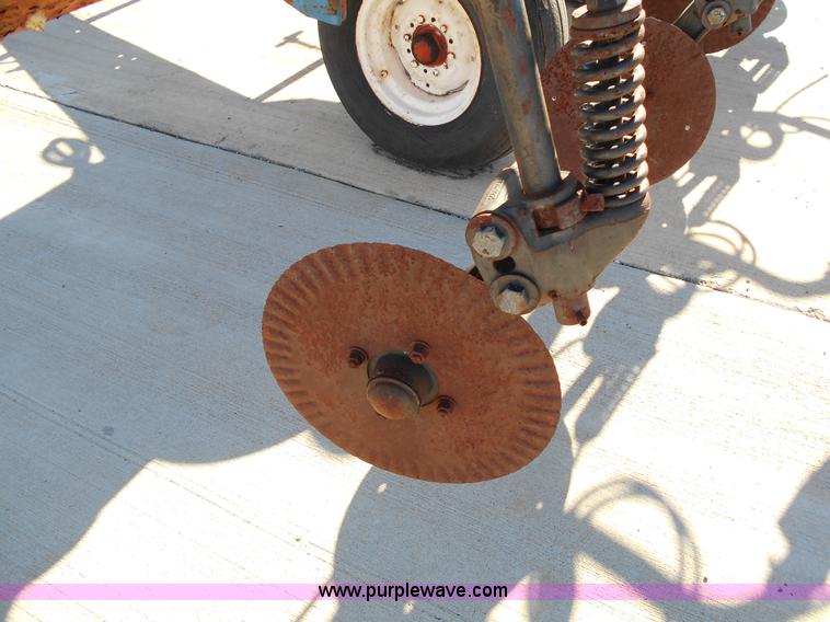 image for item L1150 Anhydrous ammonia applicator