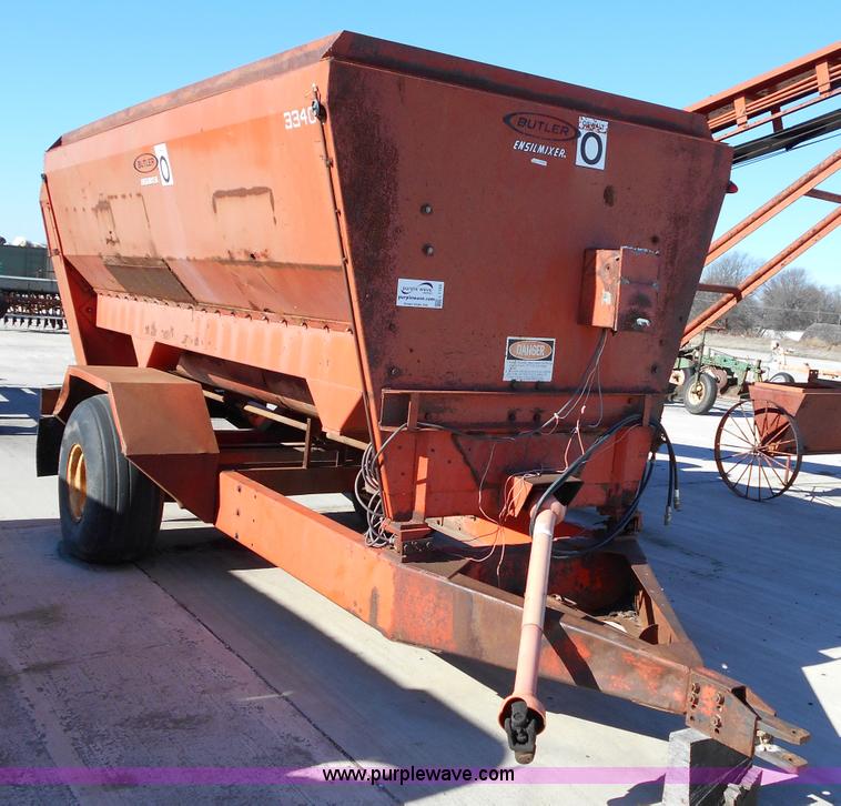 image for item L1152 Oswalt Butler 3340 feed wagon