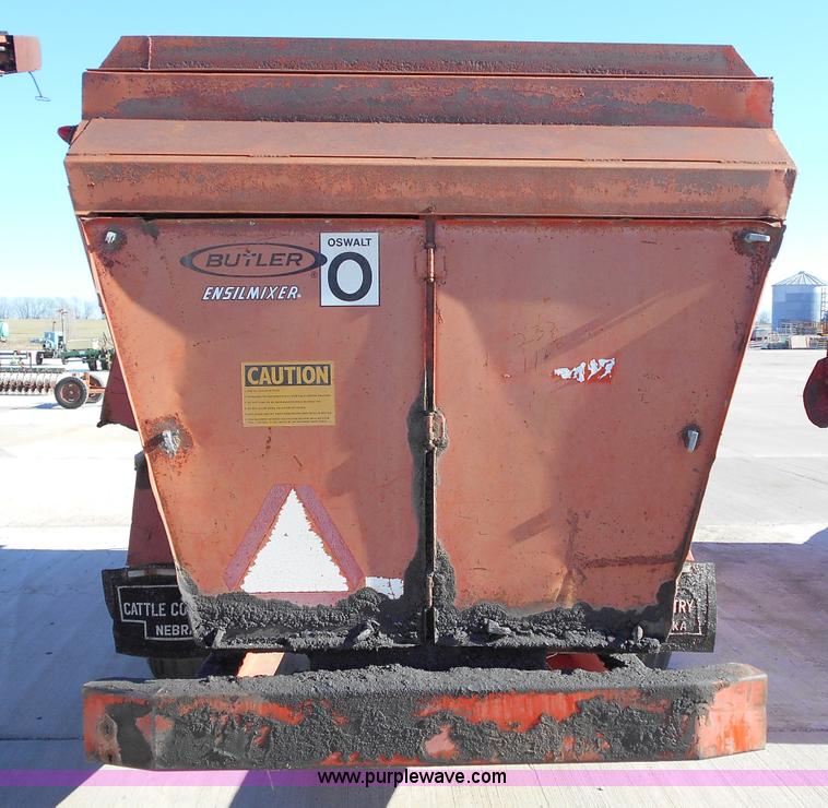 image for item L1152 Oswalt Butler 3340 feed wagon