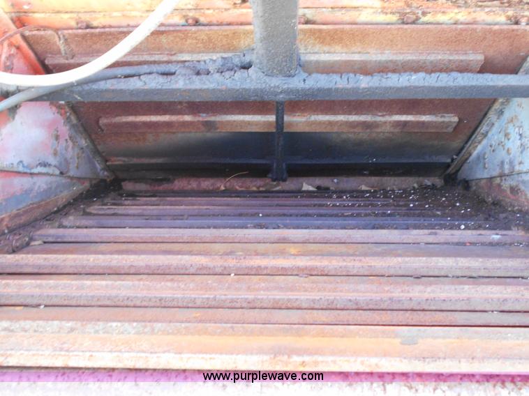 image for item L1152 Oswalt Butler 3340 feed wagon