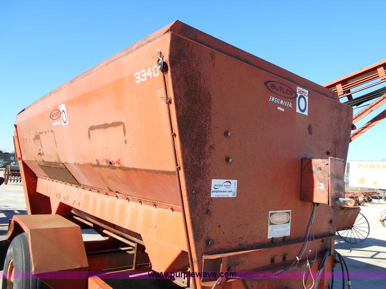 image for item L1152 Oswalt Butler 3340 feed wagon