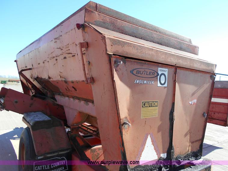 image for item L1152 Oswalt Butler 3340 feed wagon