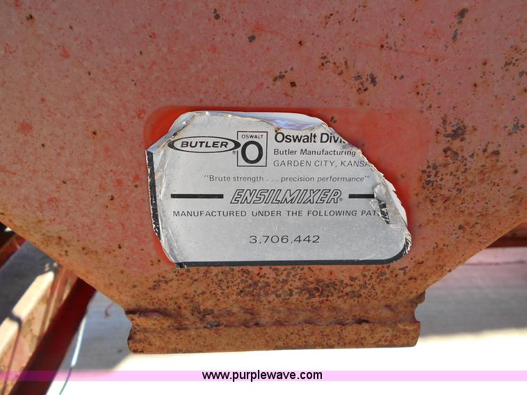 image for item L1152 Oswalt Butler 3340 feed wagon