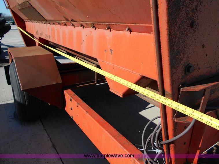 image for item L1152 Oswalt Butler 3340 feed wagon