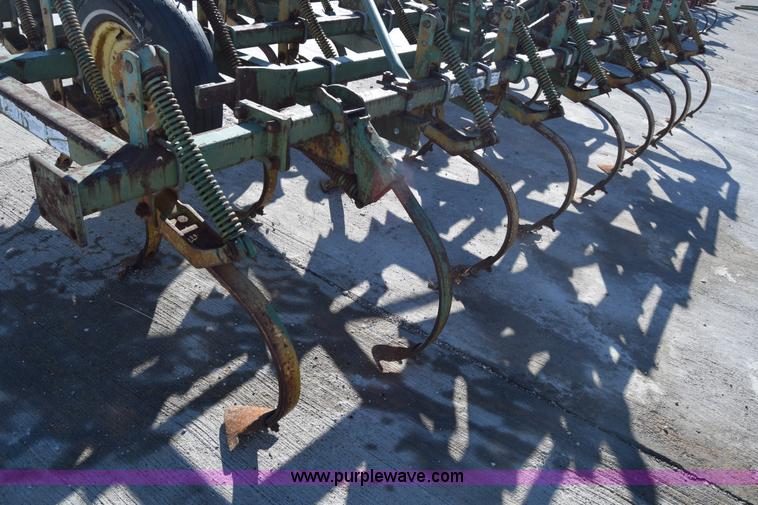 image for item L1159 Kewanee 250 Super Shank field cultivator