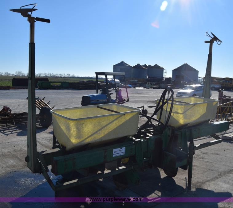 image for item L1167 John Deere 7000 planter