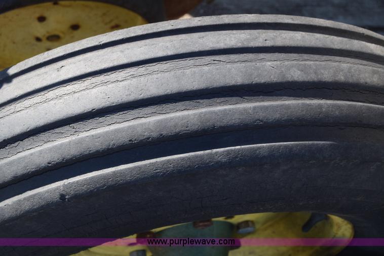 image for item L1167 John Deere 7000 planter