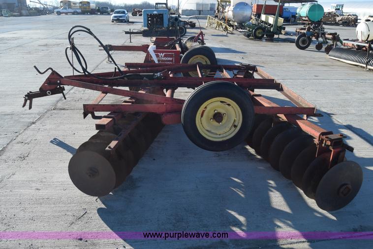 image for item L1171 International 370 disk