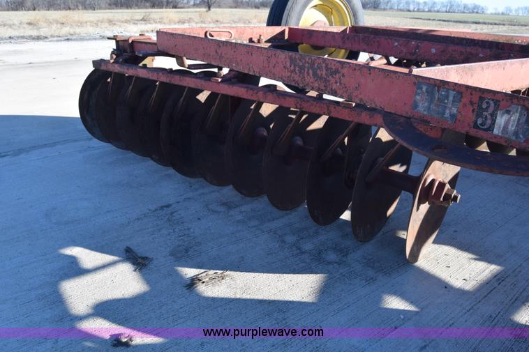 image for item L1171 International 370 disk