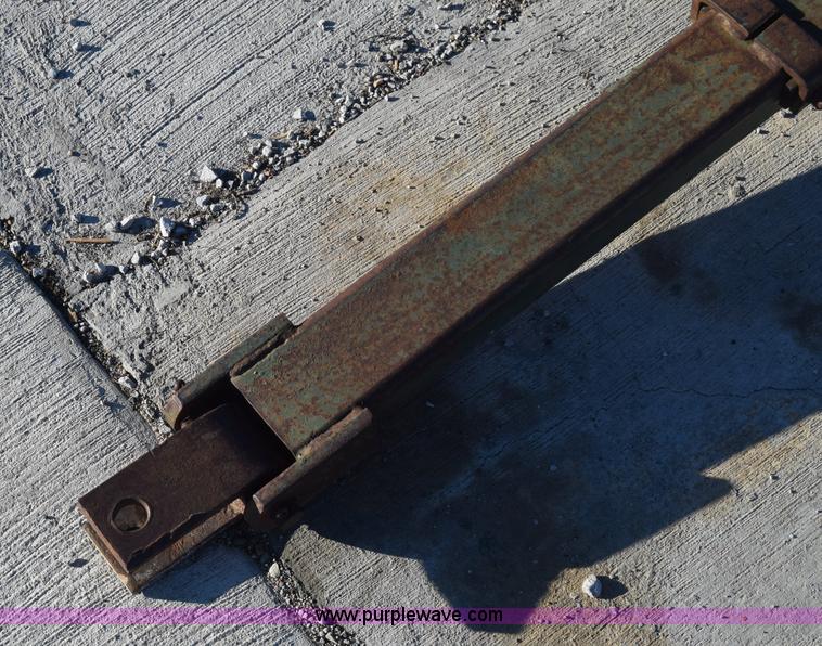 image for item L1176 Brillion culti-packer