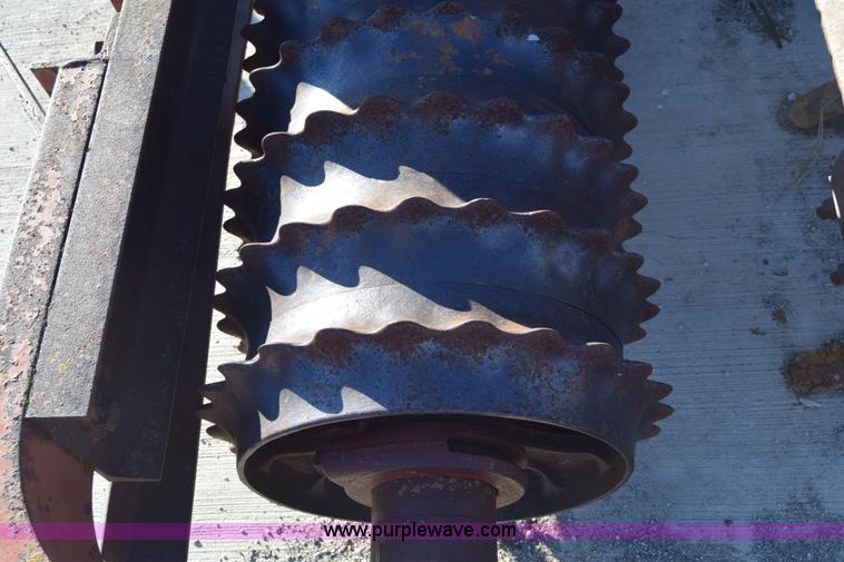 image for item L1176 Brillion culti-packer